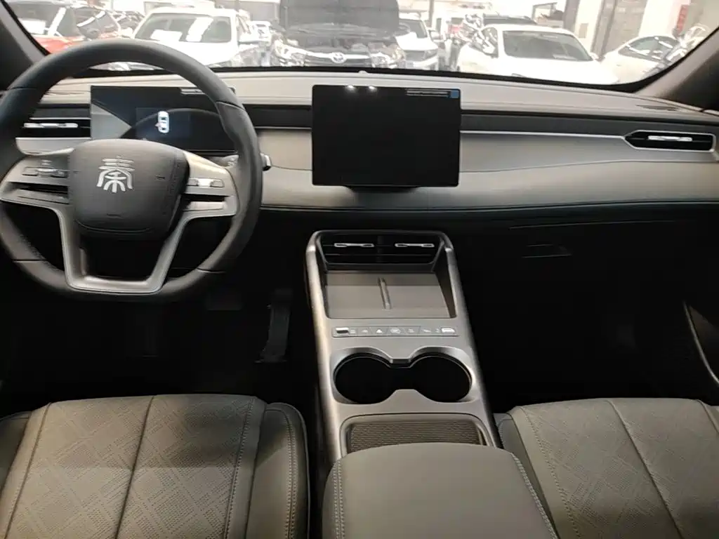 BYD Qin PLUS 2026 — фото 14