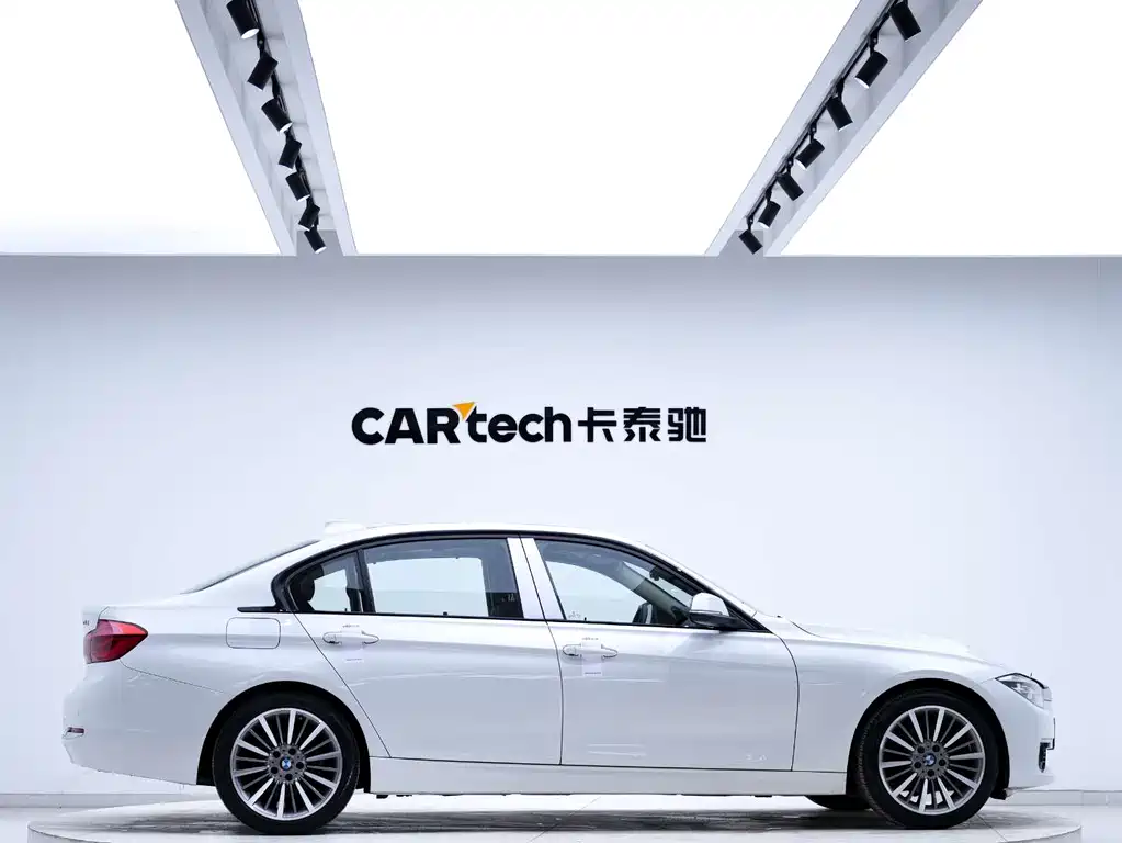 BMW 3 Series 2019 — фото 4