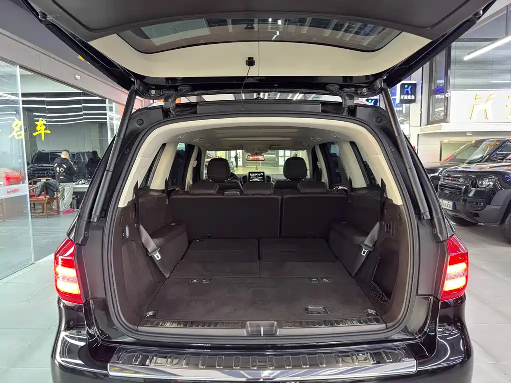 Mercedes-Benz GLS 2019 — фото 13