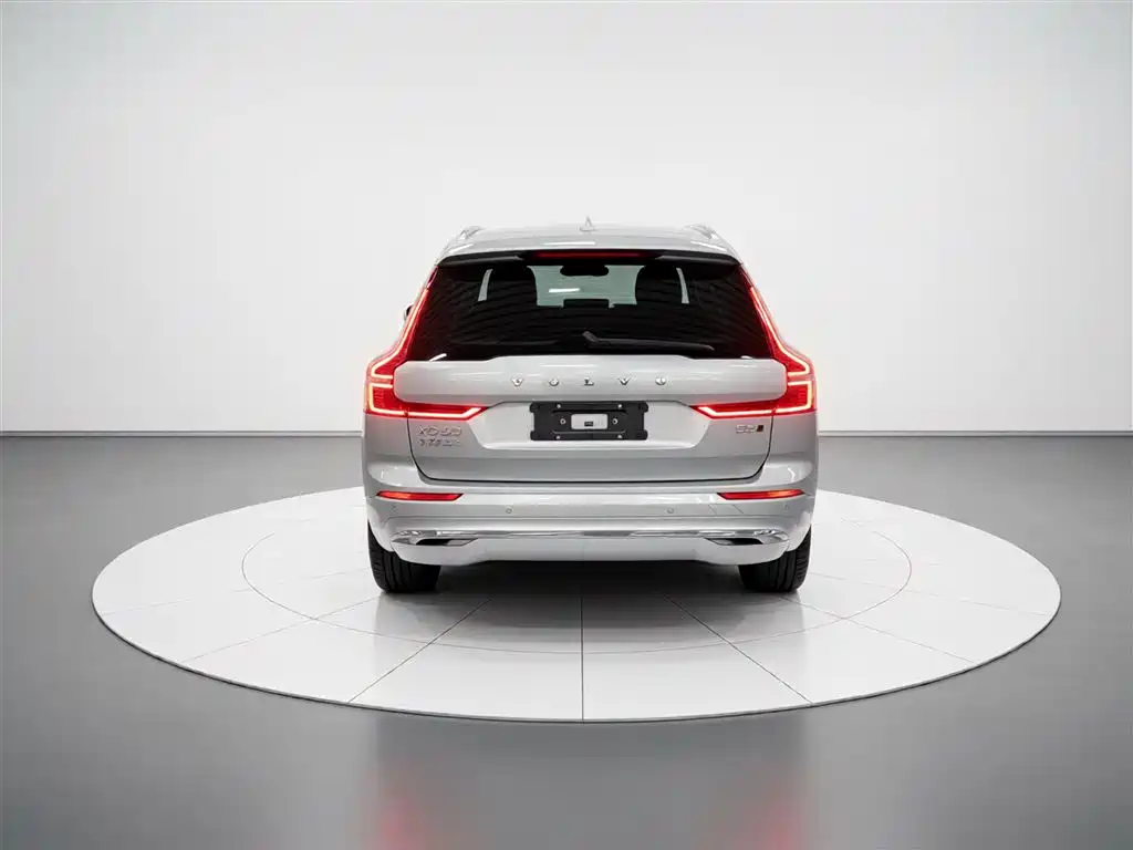 Volvo XC60 2024 — фото 4