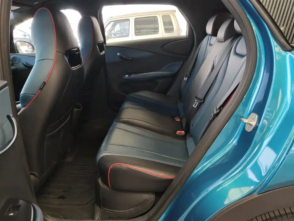 BYD Dolphin 2022 — фото 13