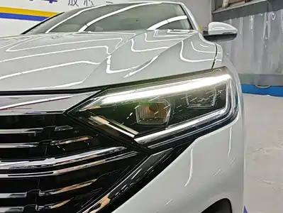 Volkswagen Sagitar 2024