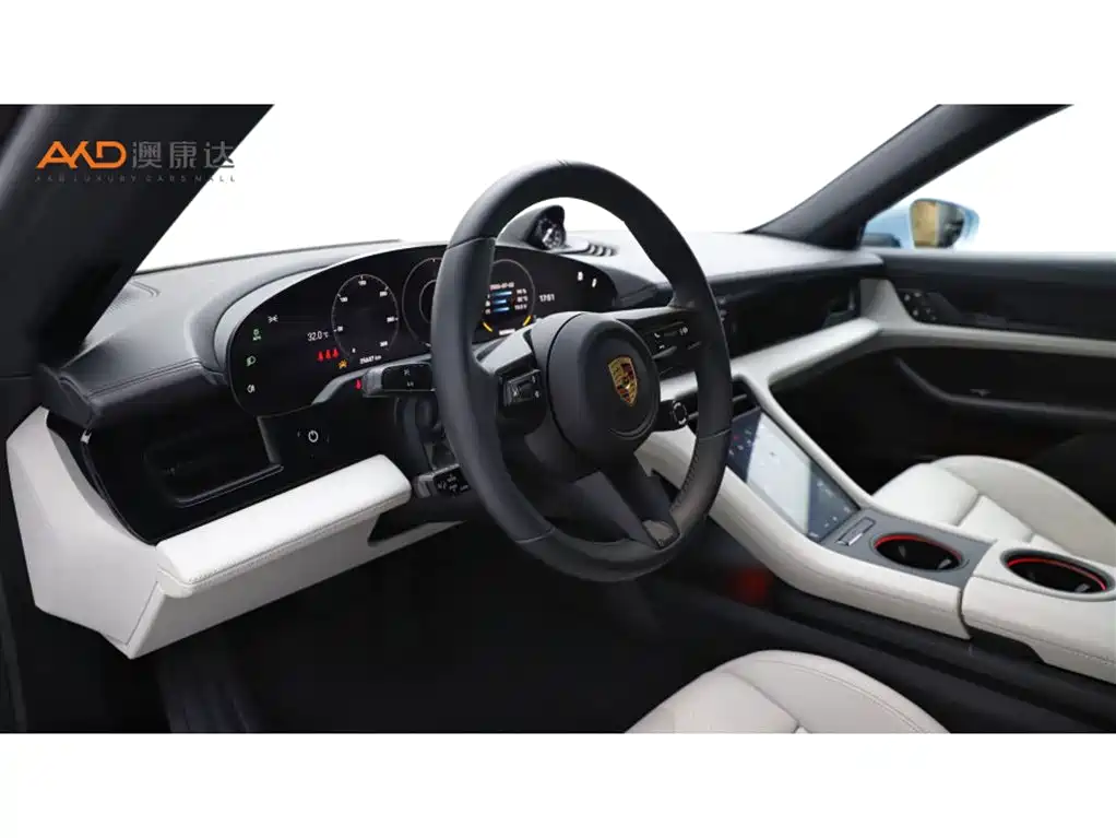 Porsche Taycan 2023