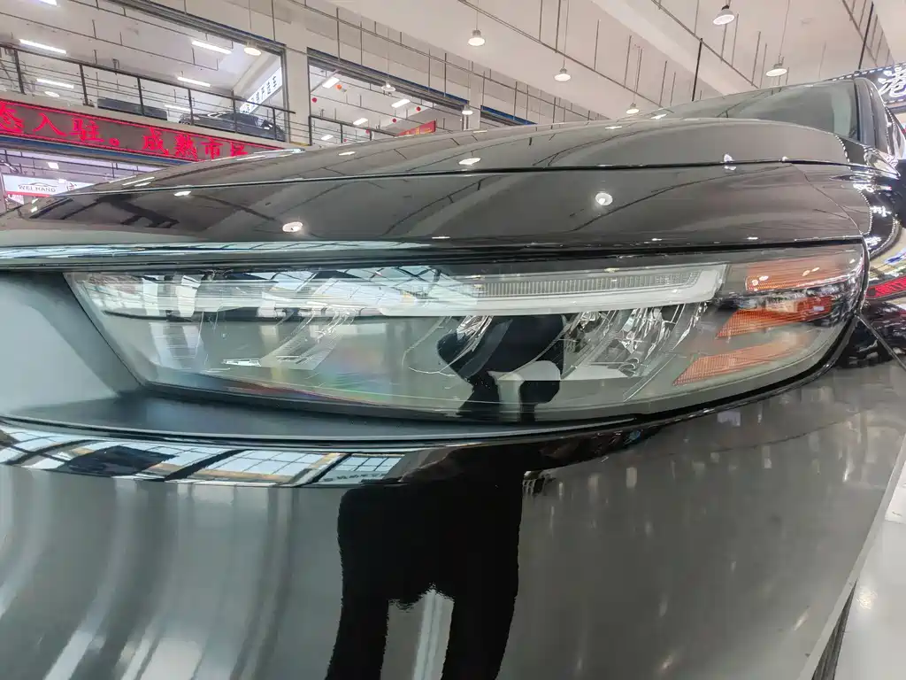 Honda Accord 2023 — фото 25