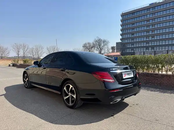 Mercedes-Benz E-Class 2017