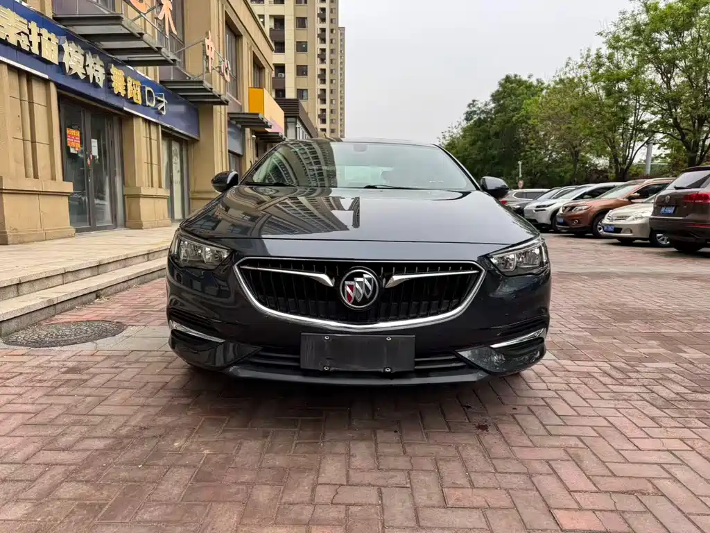 Buick Regal 2020 — фото 2