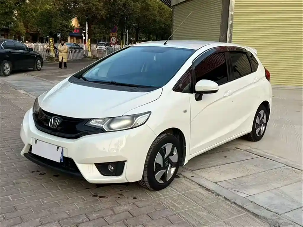 Honda Fit 2016 — фото 2