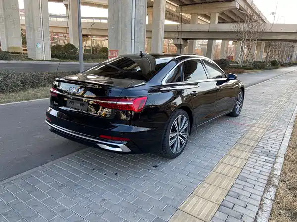 Audi A6L 2023
