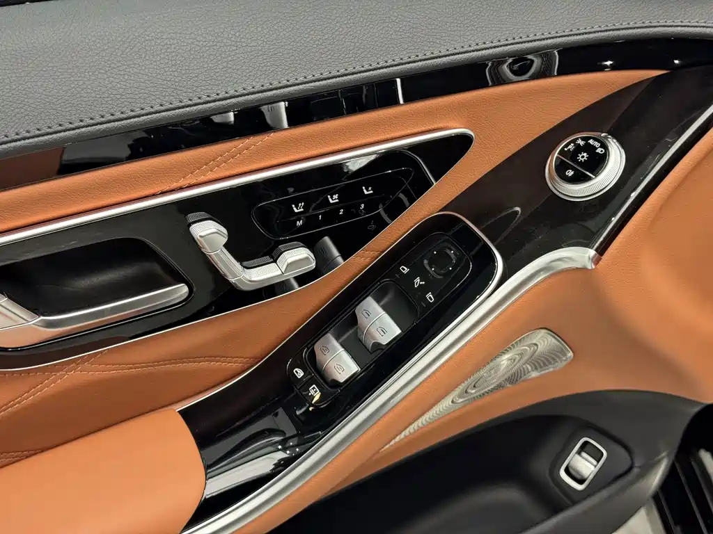 Mercedes-Benz S-Class 2024 — фото 15
