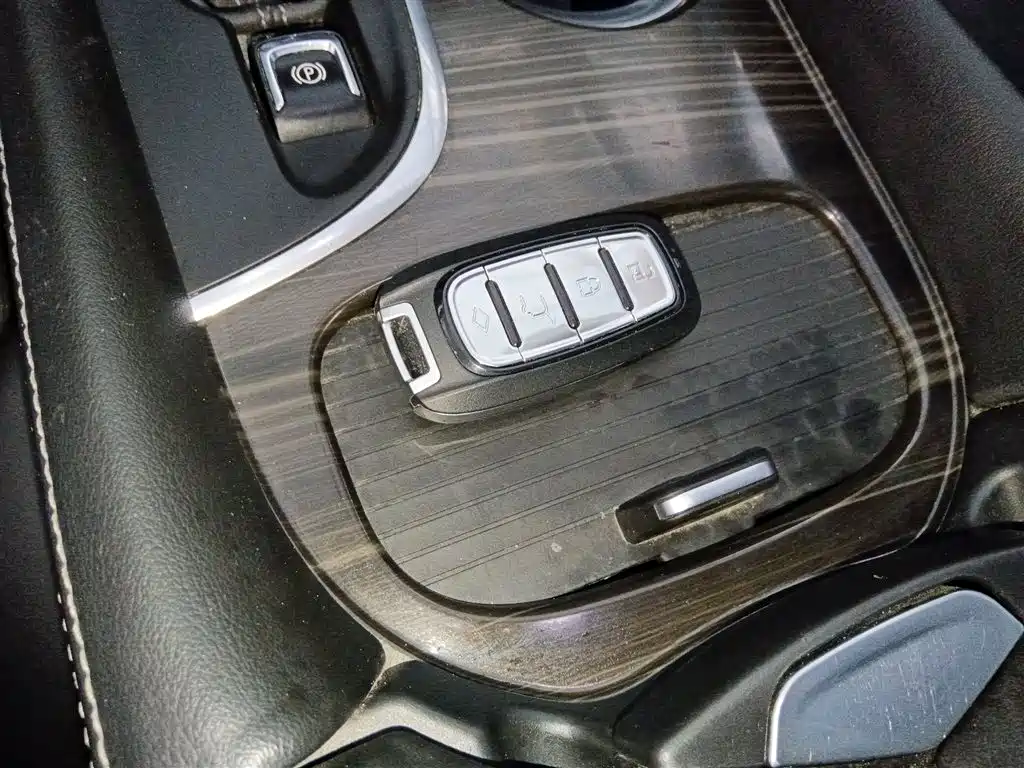 Buick Envision Plus 2020 — фото 17
