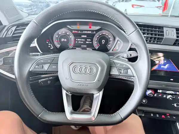 Audi Q3 2022