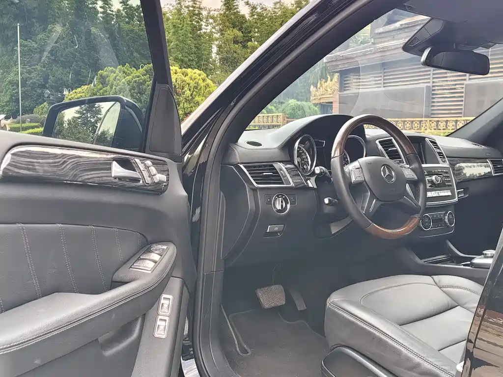Mercedes-Benz GL-Class 2014 — фото 10