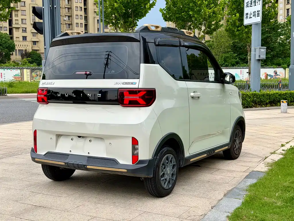 Wuling MINIEV 2023