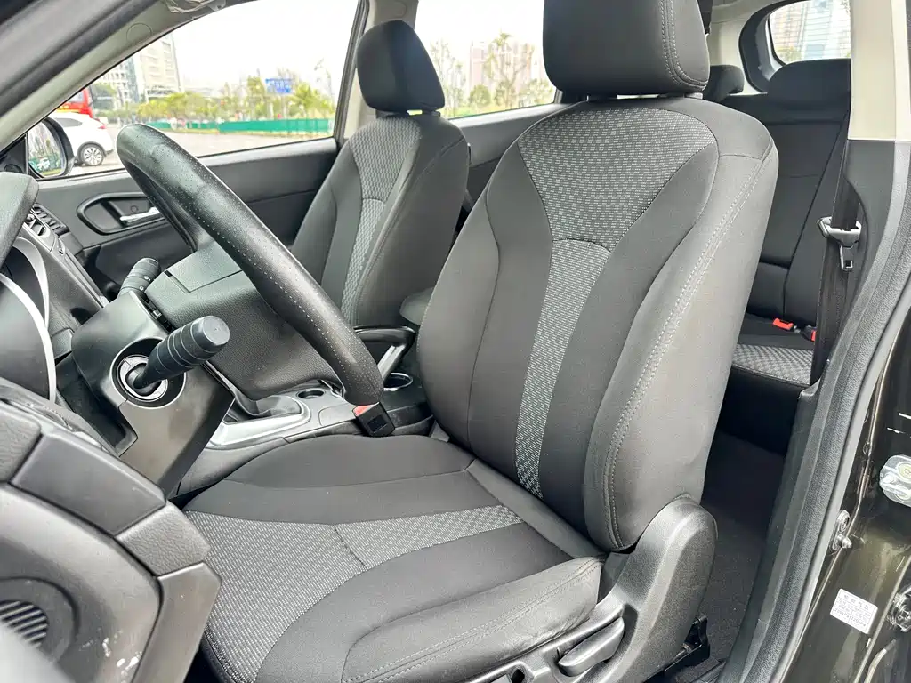 GAC Motor Trumpchi GS5 2014 — фото 20