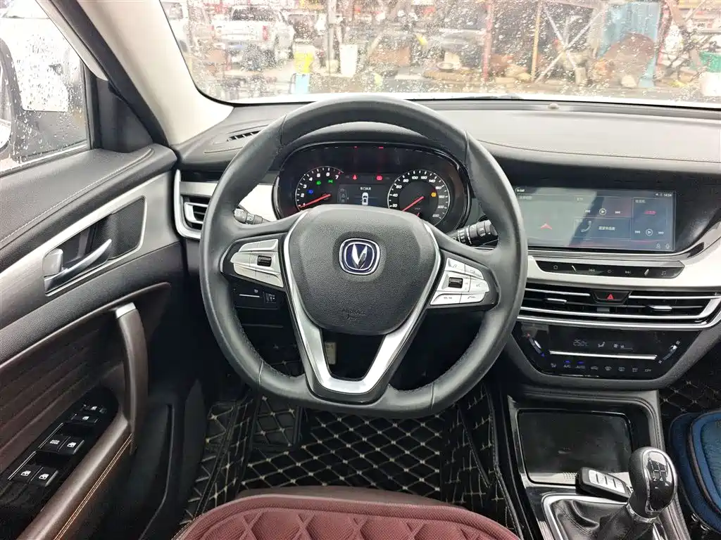 Changan CS35PLUS 2019 — фото 11