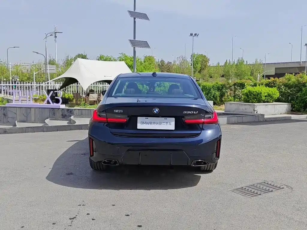 BMW 3 Series 2025