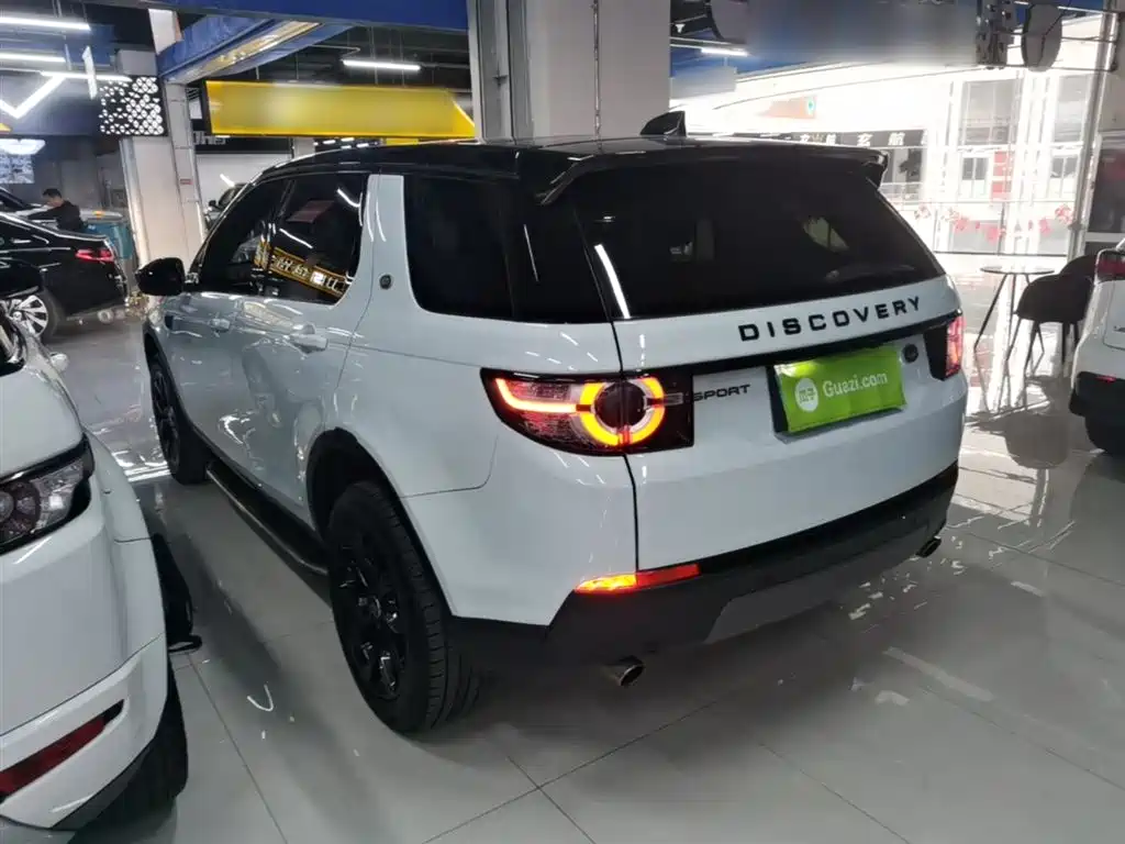 Land Rover Discovery Sport 2017 — фото 5