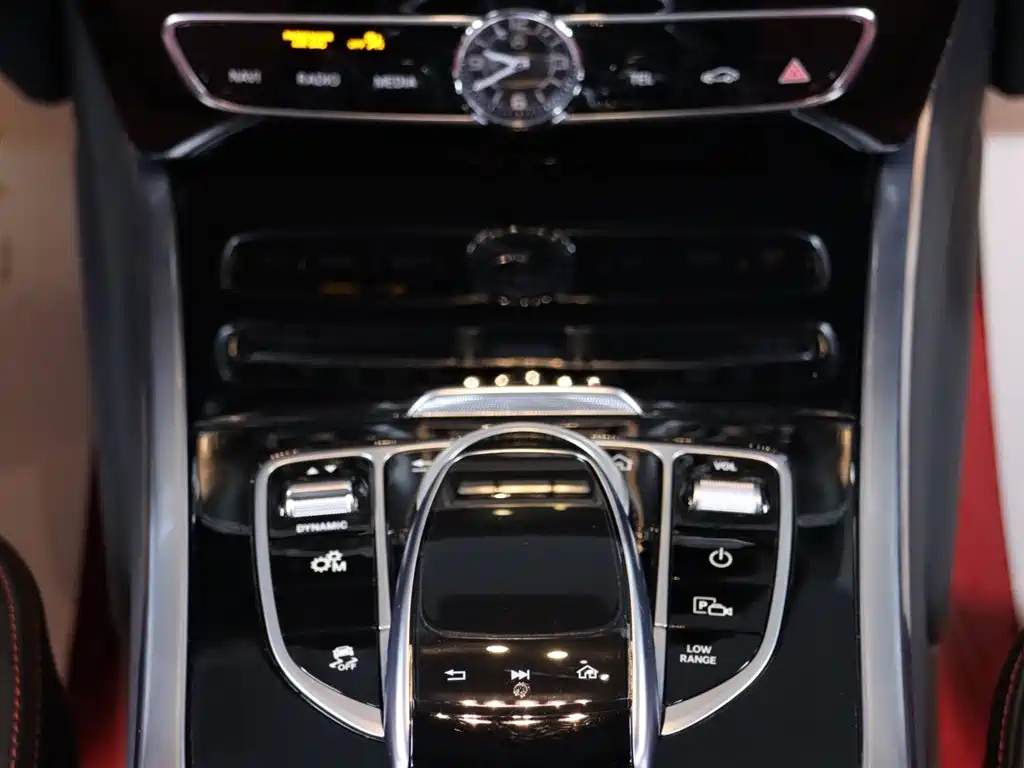 Mercedes-Benz G-Class 2019 — фото 18
