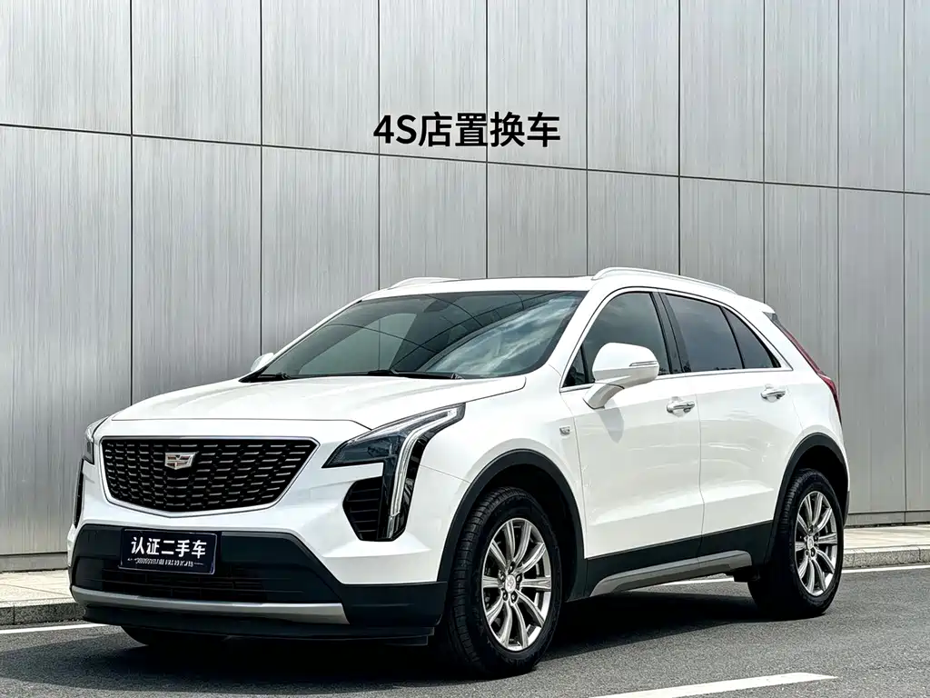 Cadillac XT4 2020 — фото 1