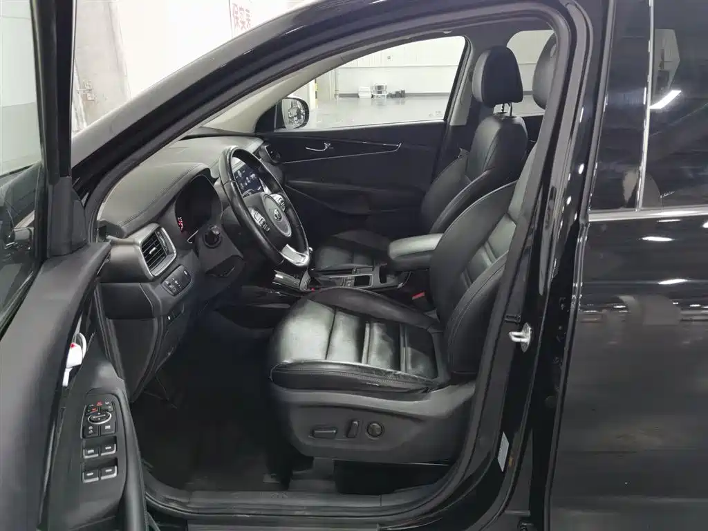 Kia Sorento 2016 — фото 10