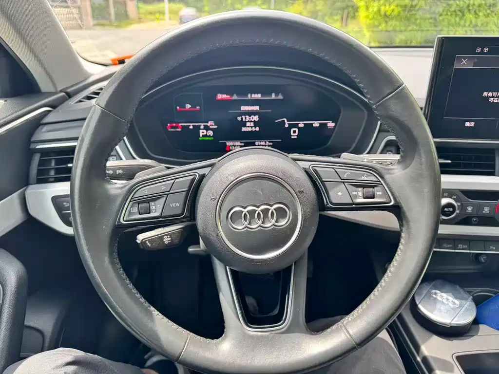 Audi A4L 2020 — фото 11