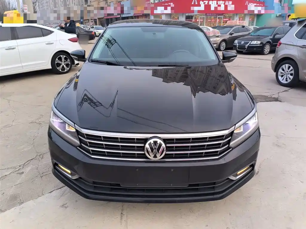 Volkswagen Passat 2017 — фото 3