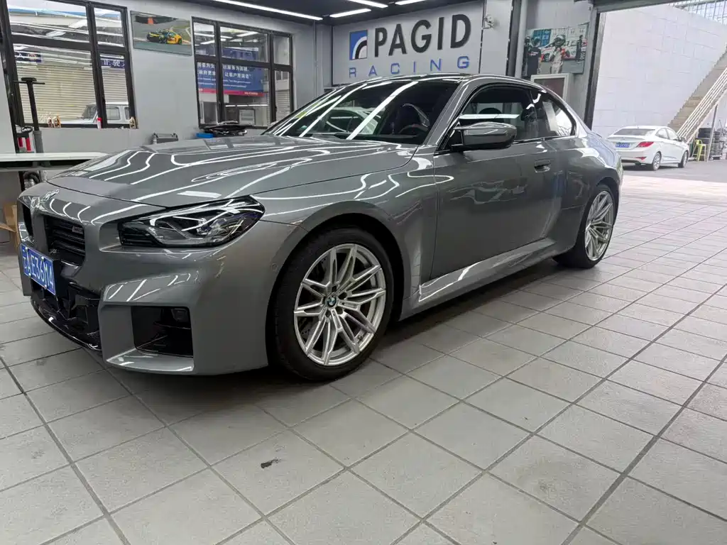BMW M2 2025 — фото 1