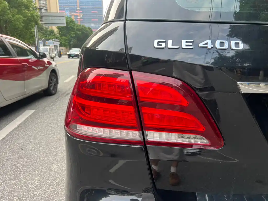 Mercedes-Benz GLE 2018 — фото 6