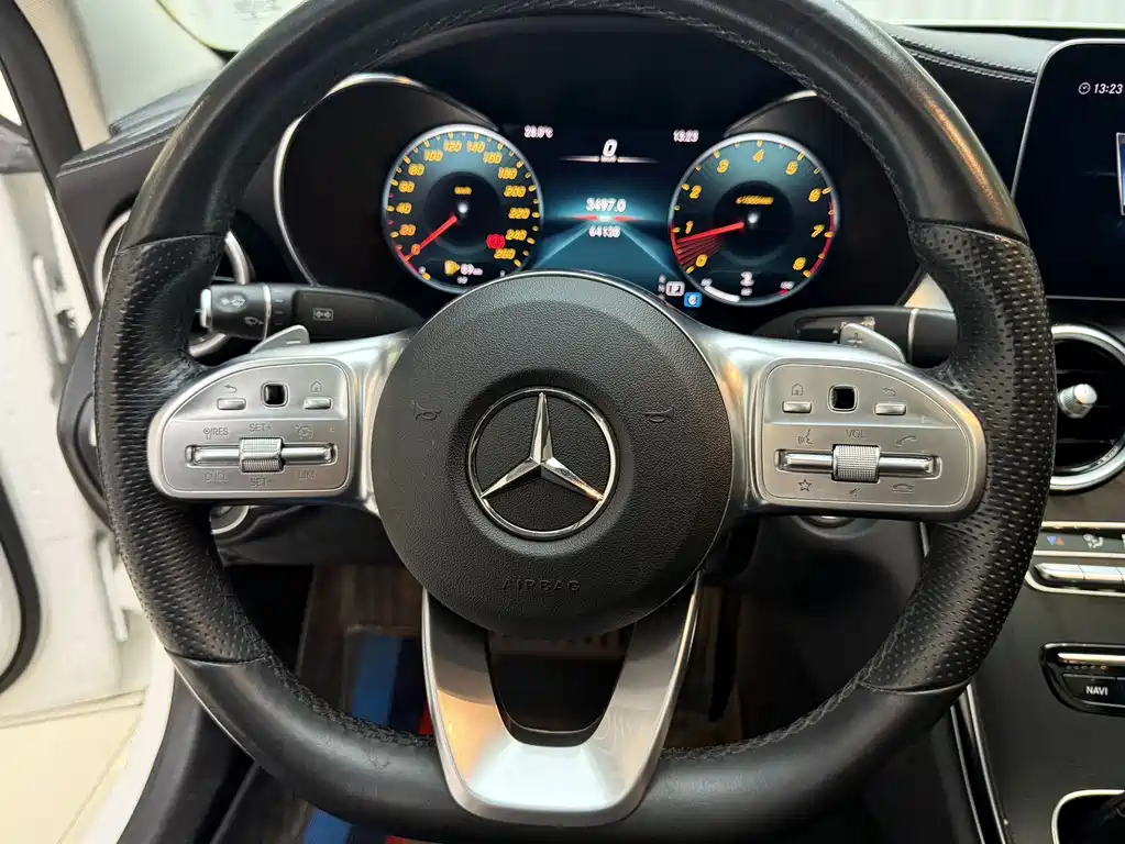 Mercedes-Benz C-Class 2021 — фото 10