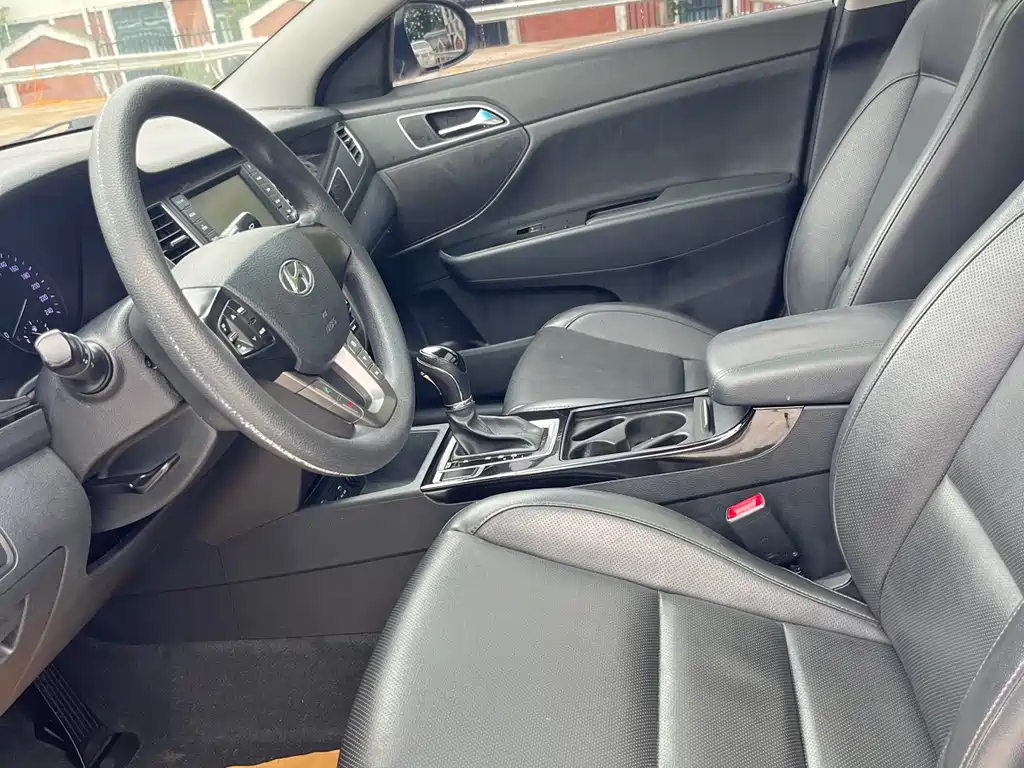 Hyundai Mistra 2016 — фото 15