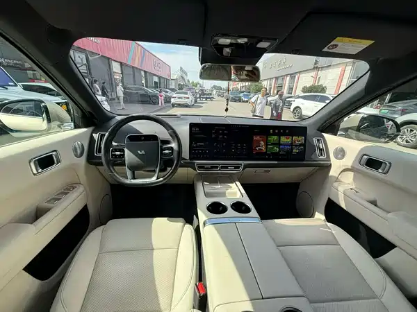 Li Auto L9 2024