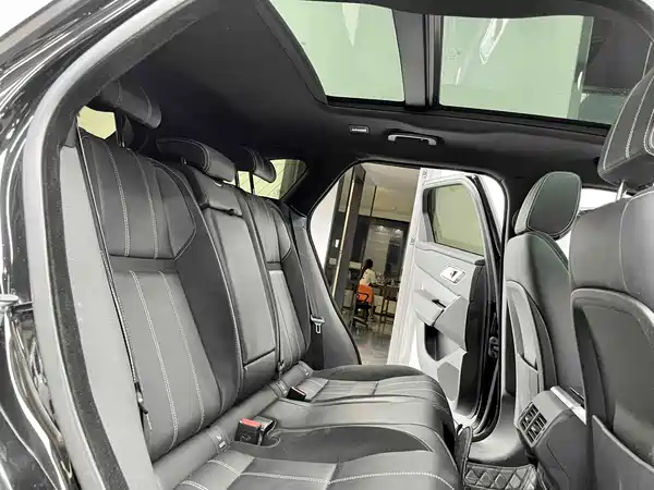 Land Rover Range Rover Velar 2020