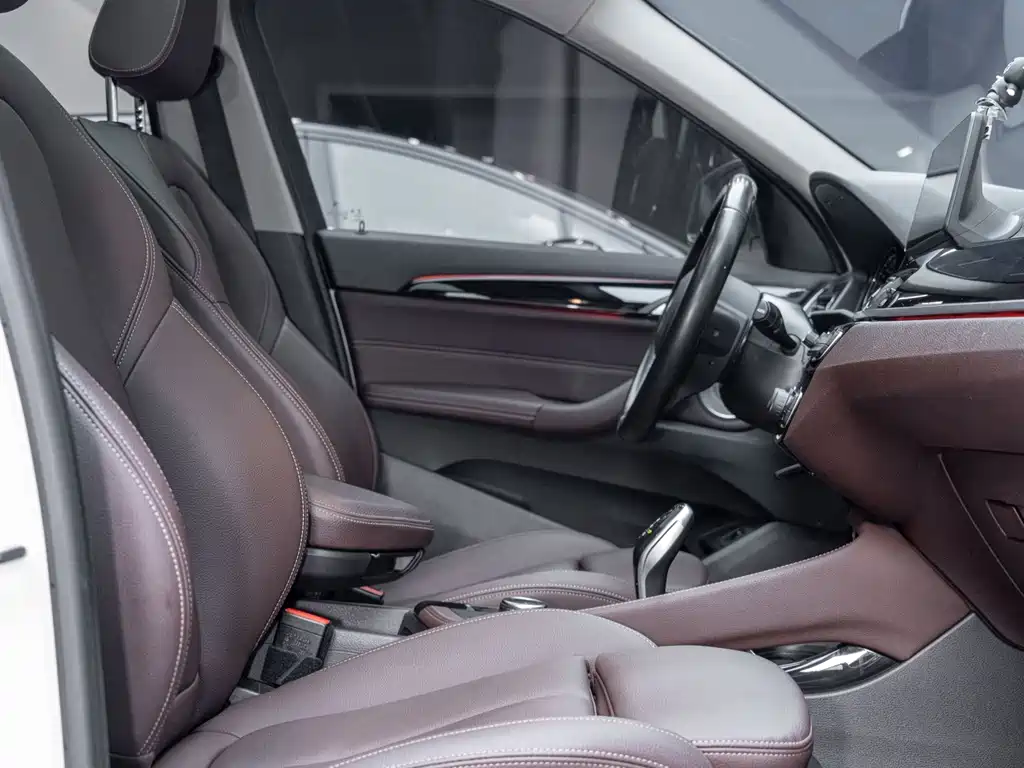 BMW X1 2022 — фото 15