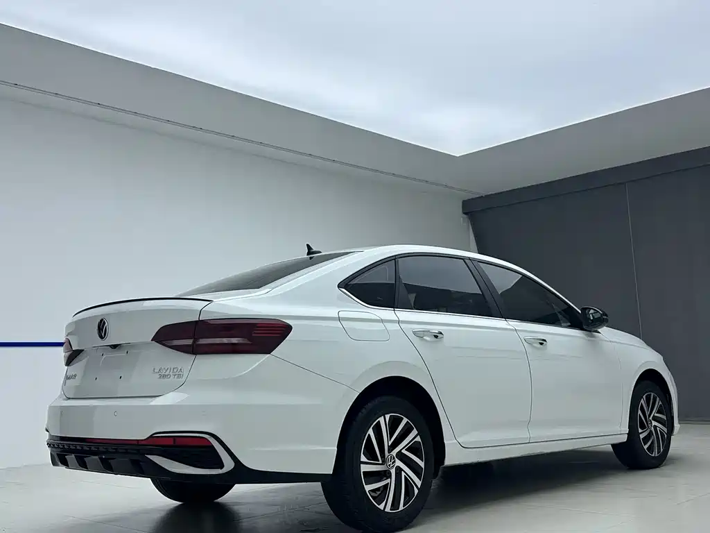 Volkswagen Lavida 2023