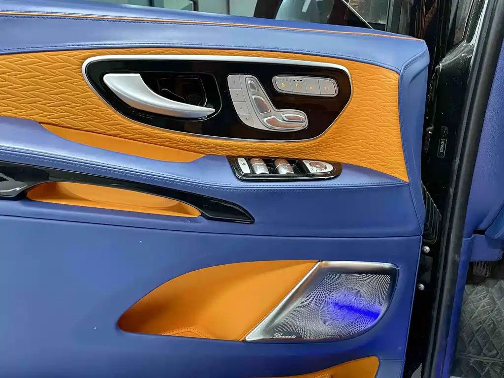 Mercedes-Benz Vito 2023 — фото 12