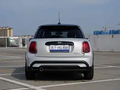 MINI MINI 2022