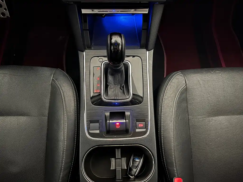 Subaru Legacy 2017 — фото 17