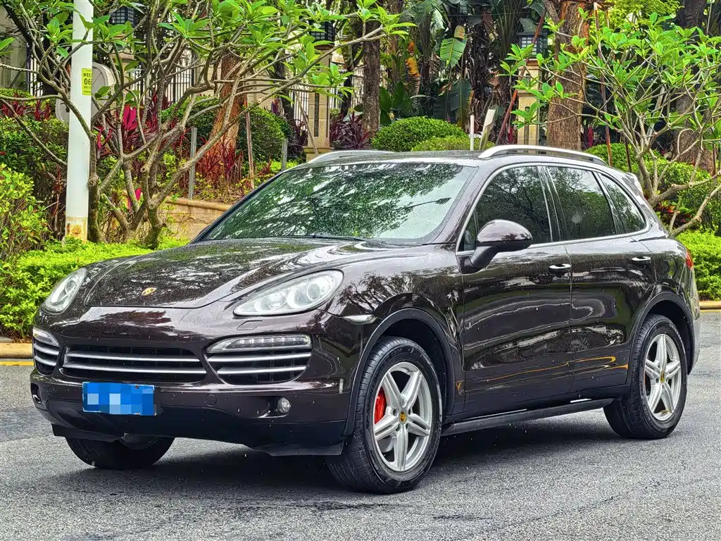 Porsche Cayenne 2014 — фото 1