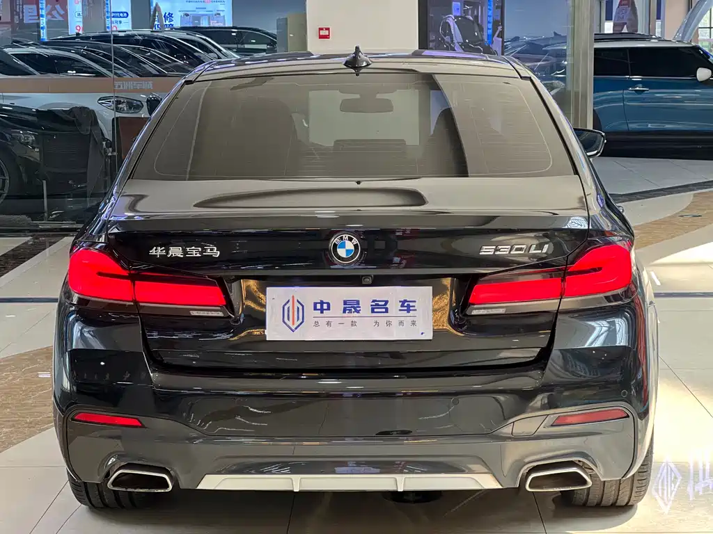 BMW 5 Series 2021 — фото 15
