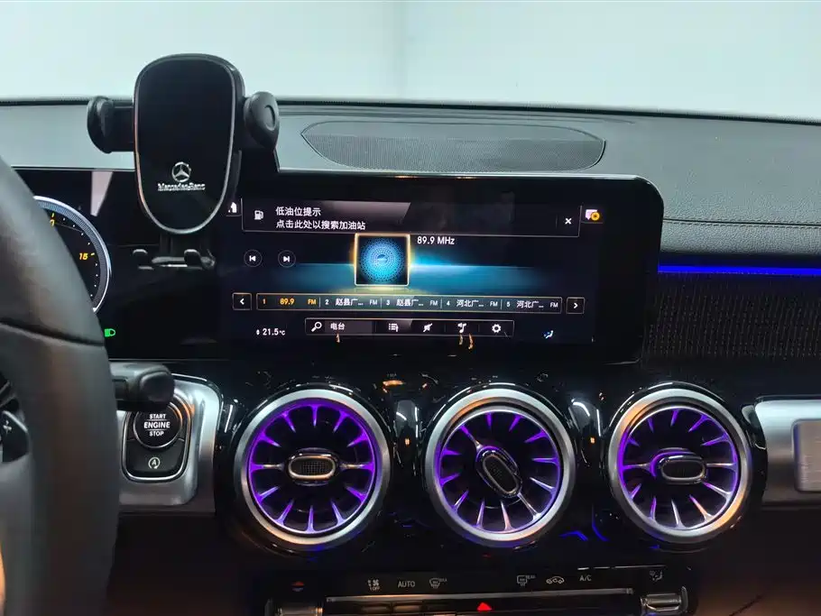 Mercedes-Benz GLB 2022 — фото 13