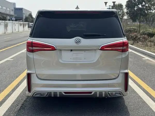 Buick GL8 2018