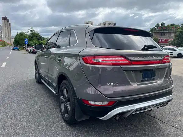 Lincoln MKC 2016