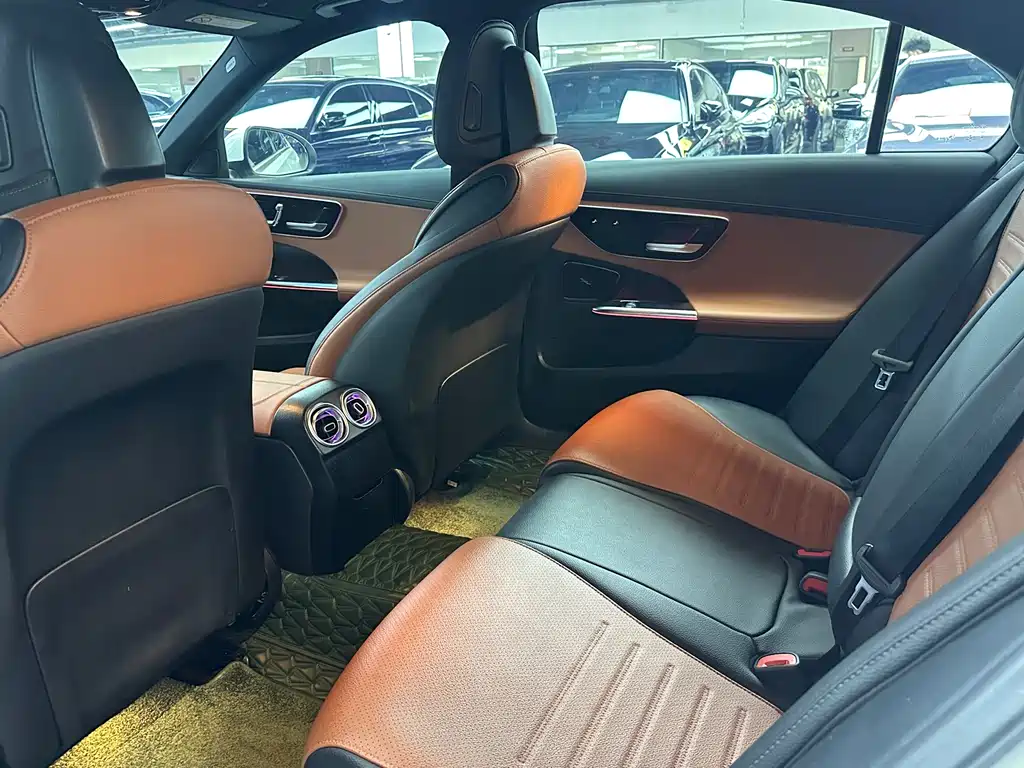 Mercedes-Benz C-Class 2022