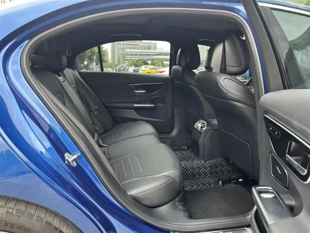 Mercedes-Benz C-Class 2022 — фото 14