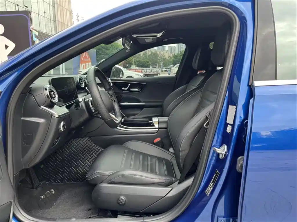 Mercedes-Benz C-Class 2022 — фото 11