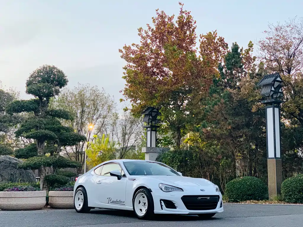 Subaru BRZ 2017 — фото 2