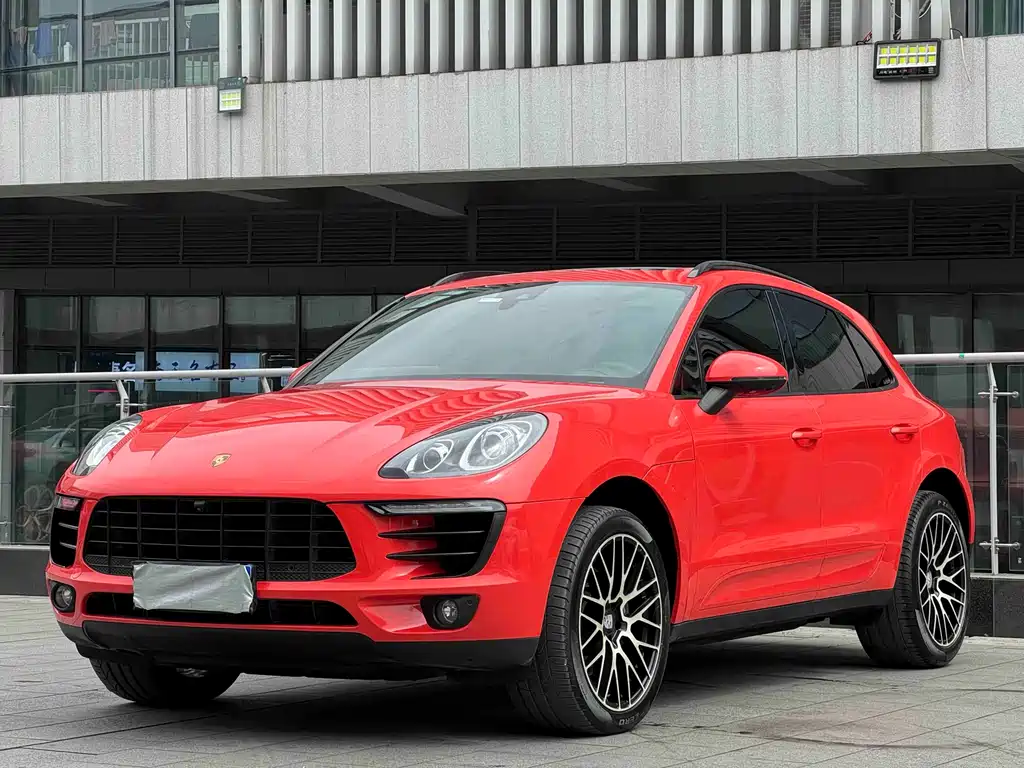 Porsche Macan 2017 — фото 1