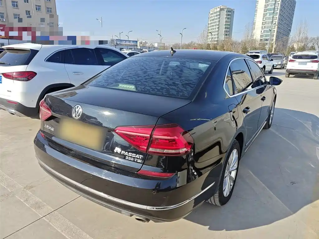 Volkswagen Passat 2018 — фото 7
