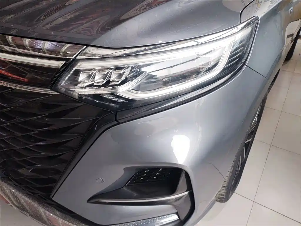 Roewe iMAX8 2020 — фото 24