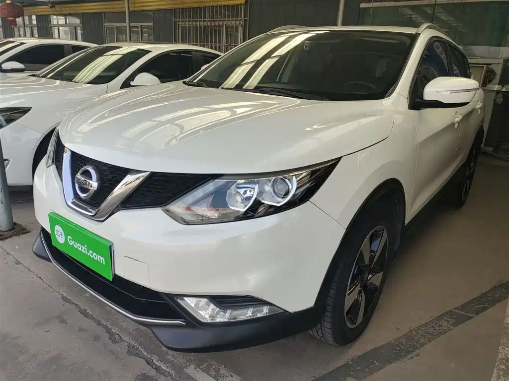 Nissan Qashqai 2018 — фото 2